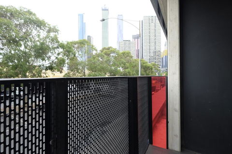 Mono Apartments On Franklin Street - Accommodation Guide 4