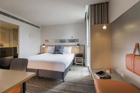 Brady Hotels Central Melbourne - Accommodation Asia 7