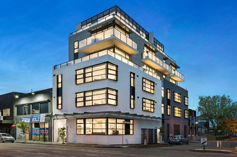 The Hamptons Apartments - St Kilda - Accommodation Asia 0