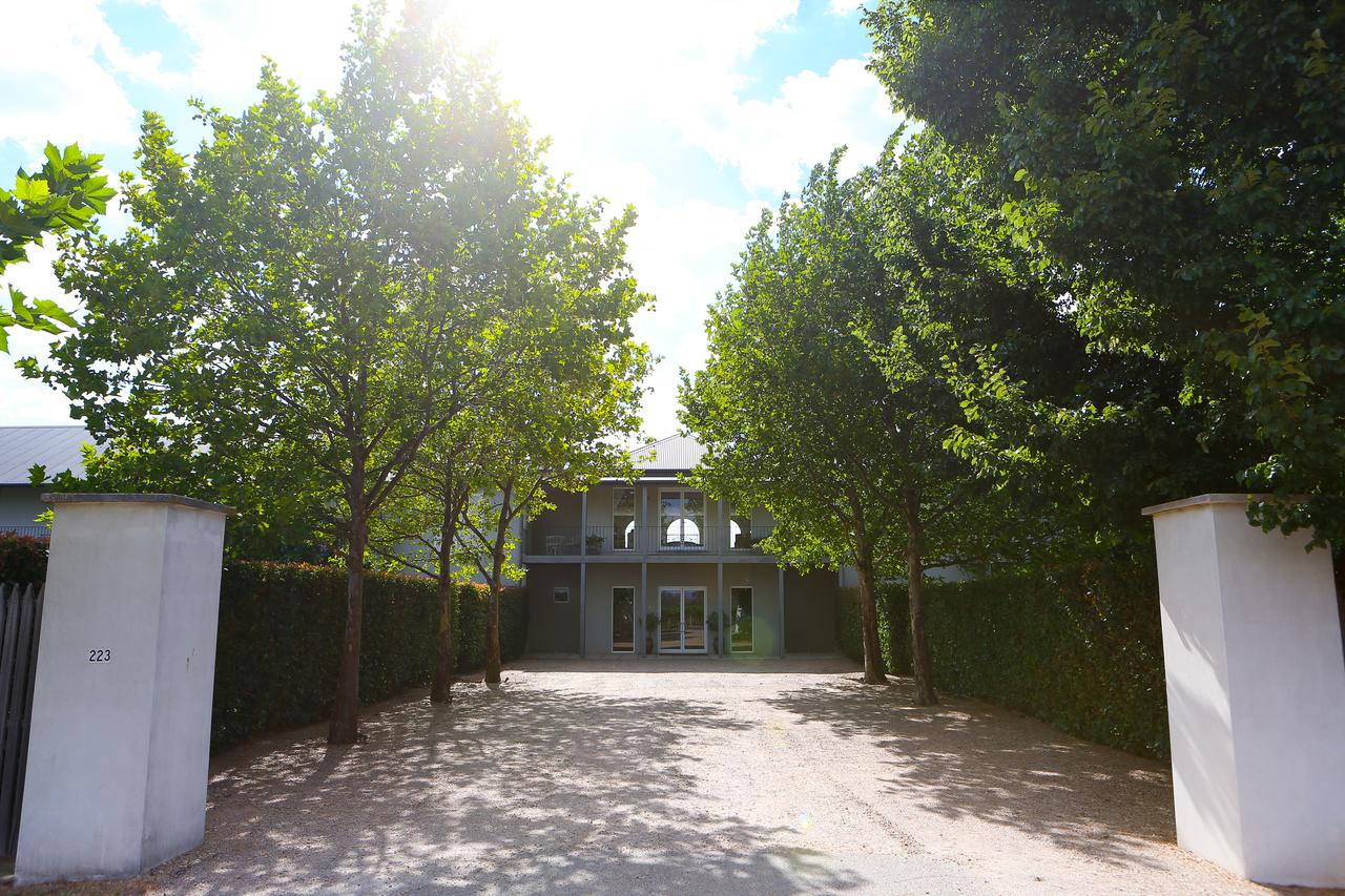 Oxley VIC Accommodation Asia