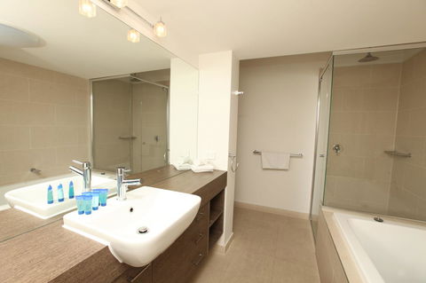 7 Falls Apartments - Accommodation Asia 1