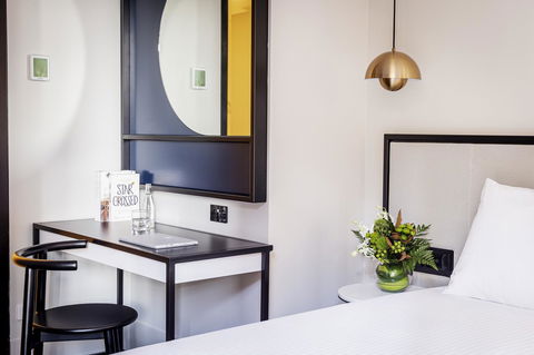 Brady Hotels Jones Lane - Accommodation Asia 10