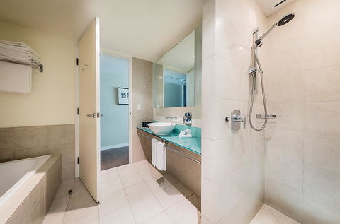 PARKROYAL Melbourne Airport - Accommodation Asia 4