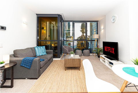 Stay Like Home - Accommodation Guide 5