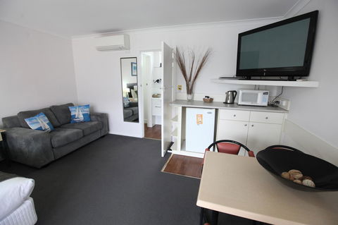Mornington Motel - Accommodation Asia 21