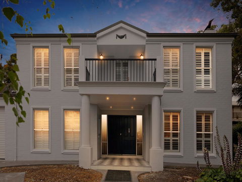 Sandymount - Accommodation Guide 21