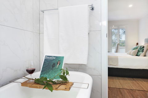 Sandymount - Accommodation Guide 12