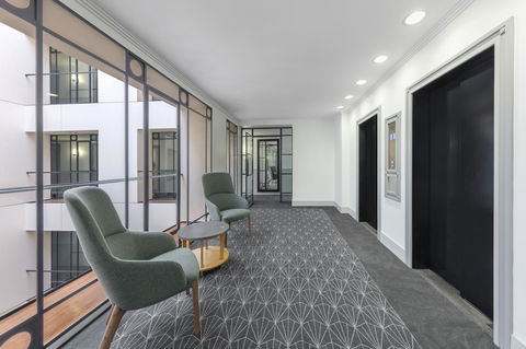The Savoy Hotel On Little Collins Melbourne - Accommodation Asia 10