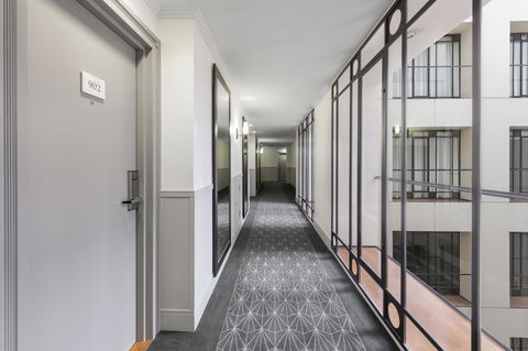 The Savoy Hotel On Little Collins Melbourne - Accommodation Asia 21