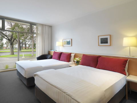 The Parkmore Hotel - Accommodation Asia 23