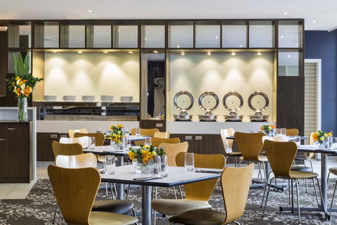Holiday Inn Melbourne Airport, An IHG Hotel - Accommodation Guide 9