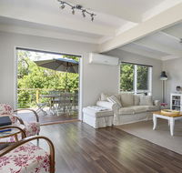 Blairgowrie Bella - light filled home with great deck - Accommodation Asia