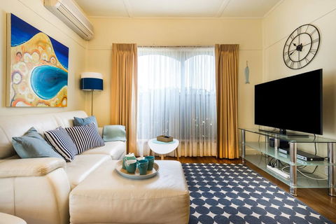 Nautique Beach House - Accommodation Asia 3