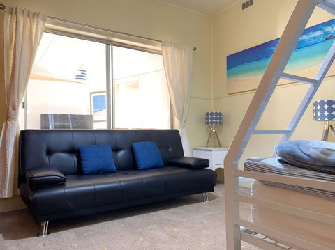Nautique Beach House - Accommodation Asia 10