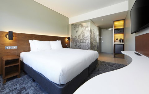 Holiday Inn Express Melbourne Southbank, An IHG Hotel - Accommodation Guide 33