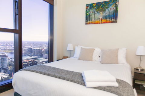Melbourne SkyHigh Apartments - Accommodation Guide 6