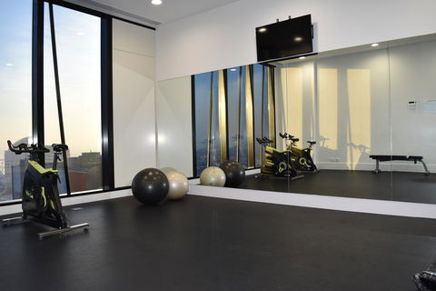 Melbourne SkyHigh Apartments - Accommodation Guide 22