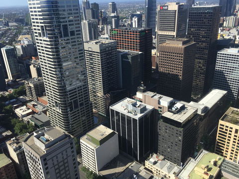 Melbourne SkyHigh Apartments - Accommodation Guide 32