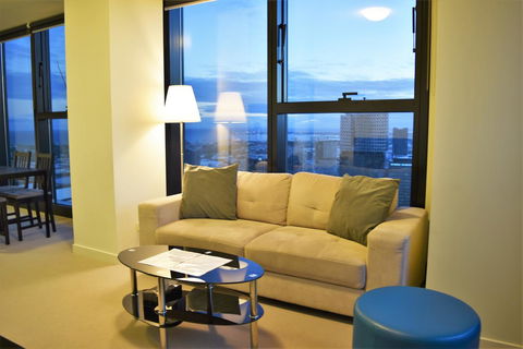 Melbourne SkyHigh Apartments - Accommodation Guide 26