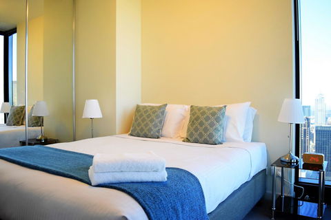 Melbourne SkyHigh Apartments - Accommodation Guide 24