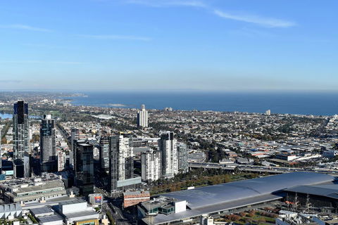 Melbourne SkyHigh Apartments - Accommodation Guide 34