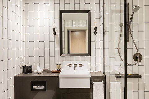 DoubleTree By Hilton Melbourne - Accommodation Asia 28