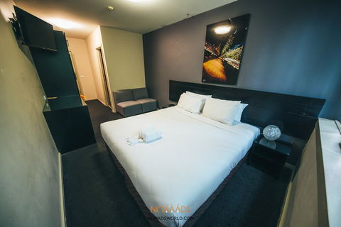 Nomads Melbourne Backpackers - Accommodation Asia 18