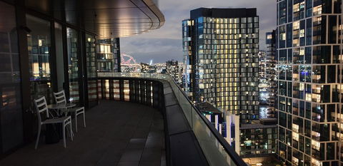 Best Views On Collins - Accommodation Asia 24