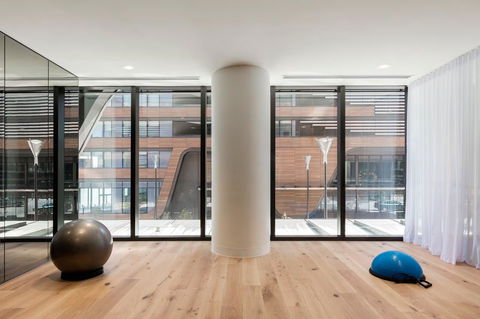 Winston Apartments Docklands - Accommodation Asia 22