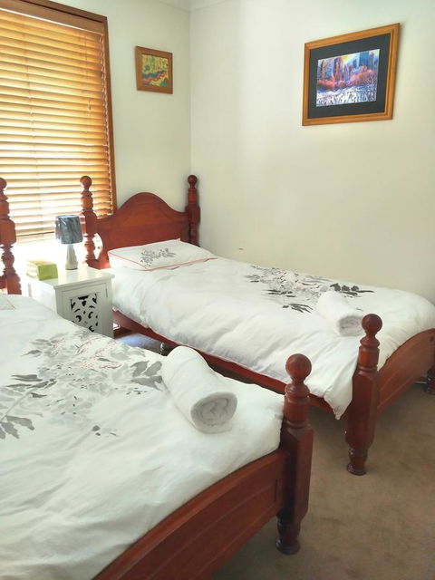 Waterfront Retreat - Accommodation Asia 22