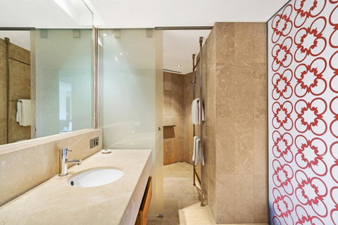The Royce - Accommodation Guide 34