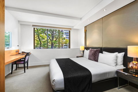 The Royce - Accommodation Guide 37