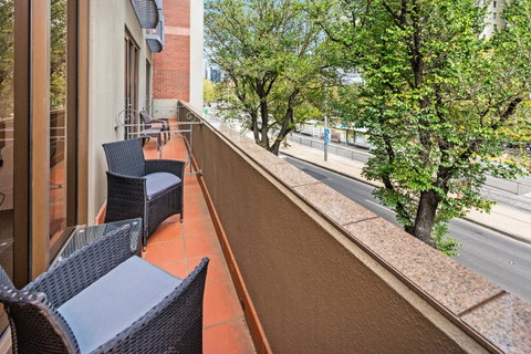 The Royce - Accommodation Guide 40