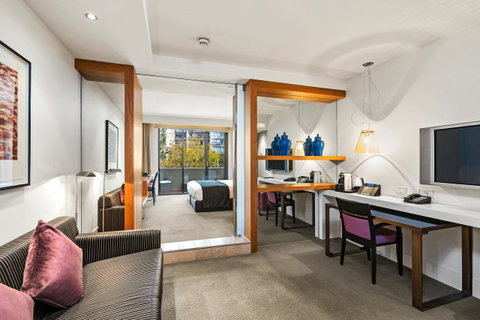 The Royce - Accommodation Guide 32
