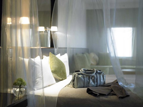 The Royce - Accommodation Guide 44