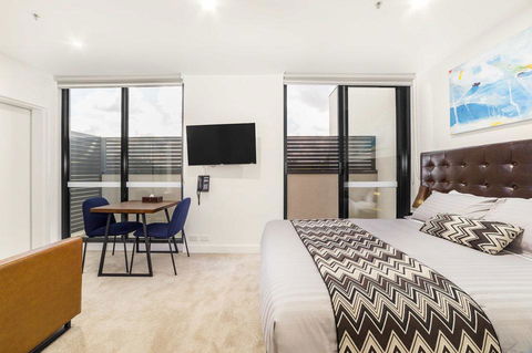 Whitehorse Apartments Hotel - Accommodation Asia 21