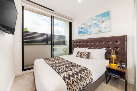 Whitehorse Apartments Hotel - Accommodation Asia 2