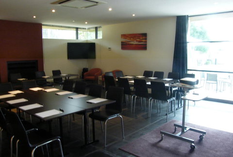 Phillip Island Apartments - Accommodation Guide 16