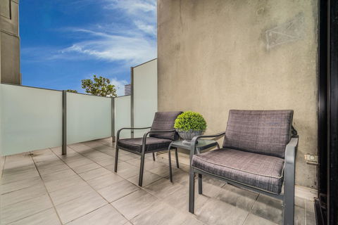 Waterfront Melbourne Apartments - Accommodation Asia 30