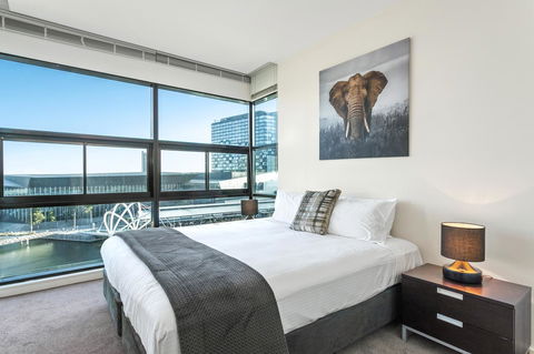 Waterfront Melbourne Apartments - Accommodation Asia 7
