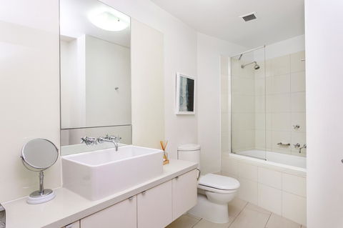 Waterfront Melbourne Apartments - Accommodation Asia 37