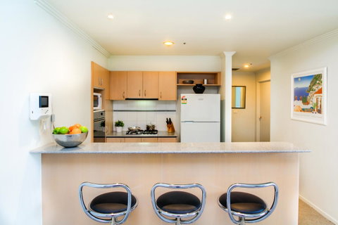 Southbank Apartments 28 Southgate - Accommodation Guide 2