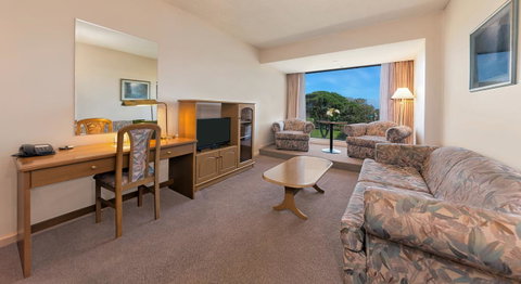 Bayview On The Park - Accommodation Guide 30