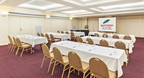 Bayview On The Park - Accommodation Guide 28