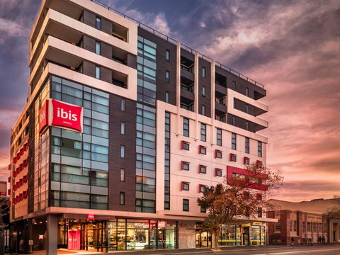 Essence Hotel Carlton - Accommodation Guide 17