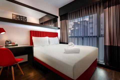 Essence Hotel Carlton - Accommodation Guide 0