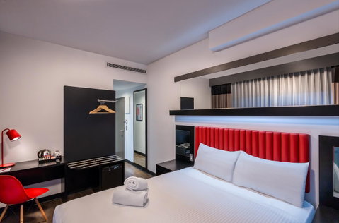 Essence Hotel Carlton - Accommodation Guide 4