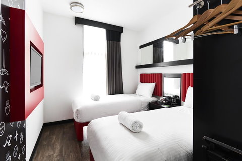 Essence Hotel Carlton - Accommodation Guide 36