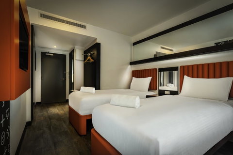 Essence Hotel Carlton - Accommodation Guide 9