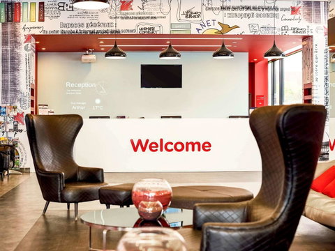 Essence Hotel Carlton - Accommodation Guide 18